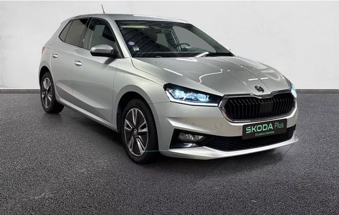 SKODA FABIA 1.0 TSI 95 ch BVM5 Style extérieur trois quart avant droit 2129225