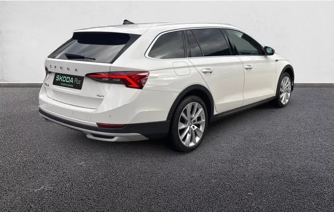 SKODA OCTAVIA Combi 2.0 TDI 200 ch DSG7 4x4 Scout extérieur avant 2126731