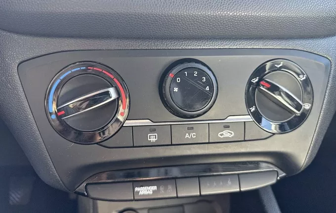 HYUNDAI I20 1.0 T-GDi 100 Edition #Navi photo 15 946265