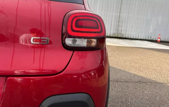CITROEN C3 PureTech 110 S&S EAT6 Shine photo 17 943171