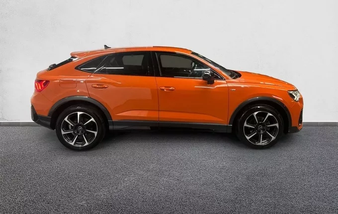 AUDI Q3 Sportback 35 TFSI 150 ch S tronic 7 S line extérieur côté droit 2128042
