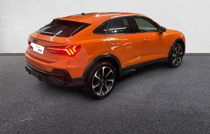 AUDI Q3 Sportback 35 TFSI 150 ch S tronic 7 S line extérieur trois quart arrière droit 2128042