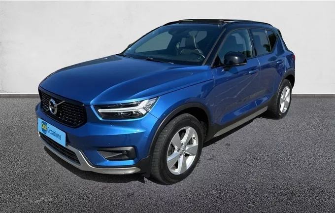 VOLVO XC40 D4 AWD AdBlue 190 ch Geartronic 8 R-Design extérieur trois quart avant gauche 213095