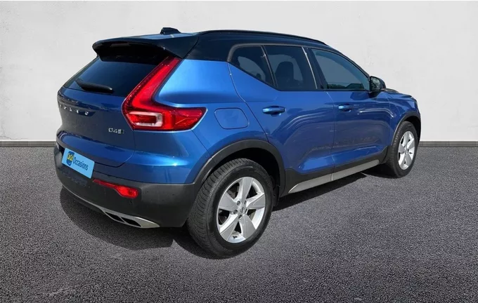 VOLVO XC40 D4 AWD AdBlue 190 ch Geartronic 8 R-Design extérieur avant 213095