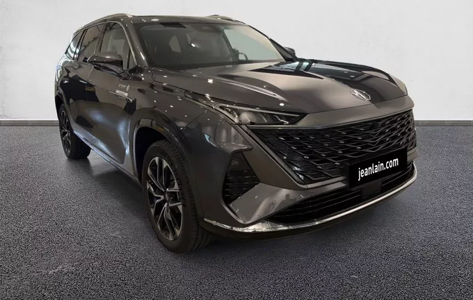 MG MGS9 PHEV Premium extérieur trois quart avant droit 7991