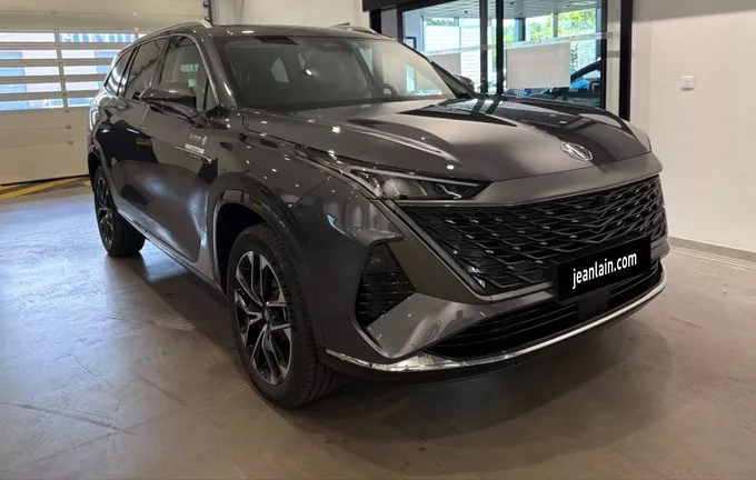 MG MGS9 PHEV Premium photo 23 7991