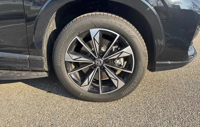 MG EHS 1.5T PHEV 272 ch Luxury photo 9 7670