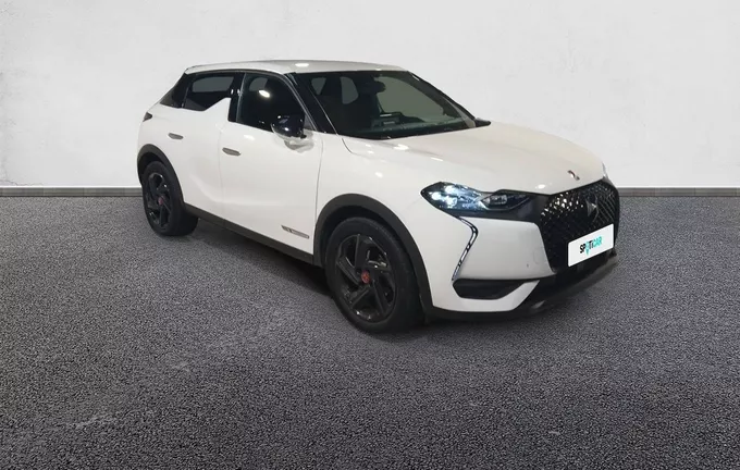 DS DS3 Crossback PureTech 130 EAT8 Performance Line extérieur trois quart avant droit 944098