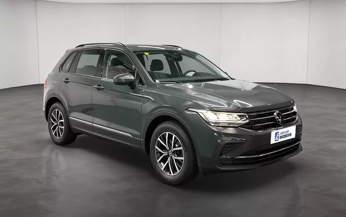 VOLKSWAGEN TIGUAN 1.5 TSI 130ch BVM6 extérieur trois quart avant droit 2133013