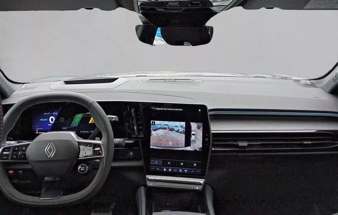 RENAULT RAFALE hyper hybrid E-Tech 300 ch 4x4 atelier Alpine photo 18 560930