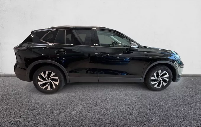 VOLKSWAGEN TIGUAN 2.0 TDI 150ch DSG7 VW Edition extérieur côté droit 2130101