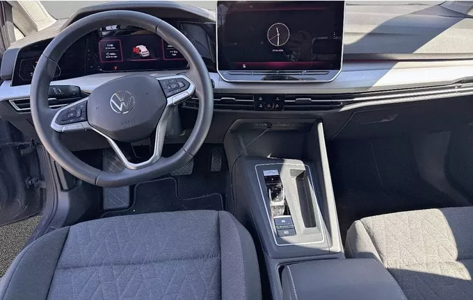 VOLKSWAGEN GOLF 1.5 eHybrid 204 DSG6 VW Edition extérieur trois quart avant droit 2126782