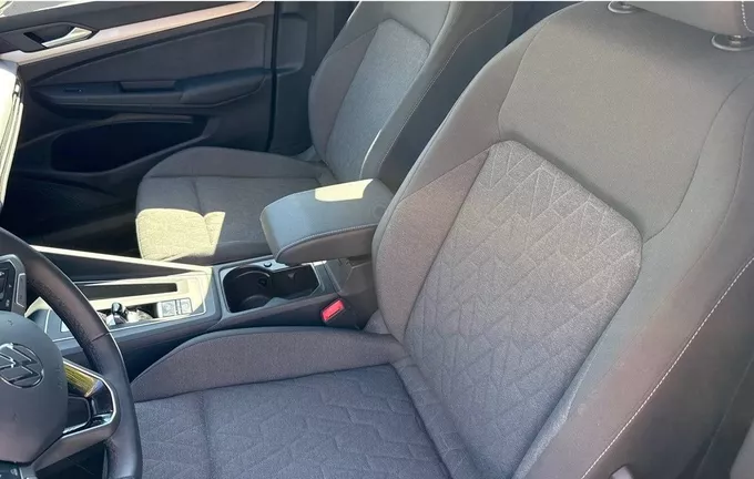 VOLKSWAGEN GOLF 1.5 eHybrid 204 DSG6 VW Edition extérieur trois quart arrière droit 2126782