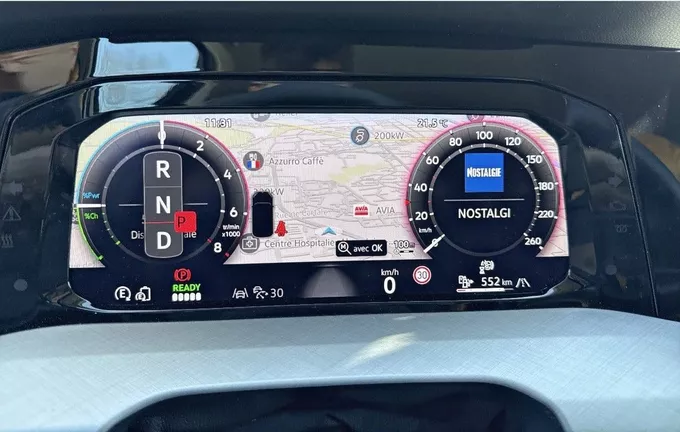 VOLKSWAGEN GOLF 1.5 eHybrid 204 DSG6 VW Edition photo 20 2126782