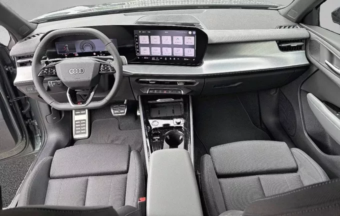 AUDI Q3 Sportback TFSI 150 ch Hybride S tronic 7 S line photo 18 5546