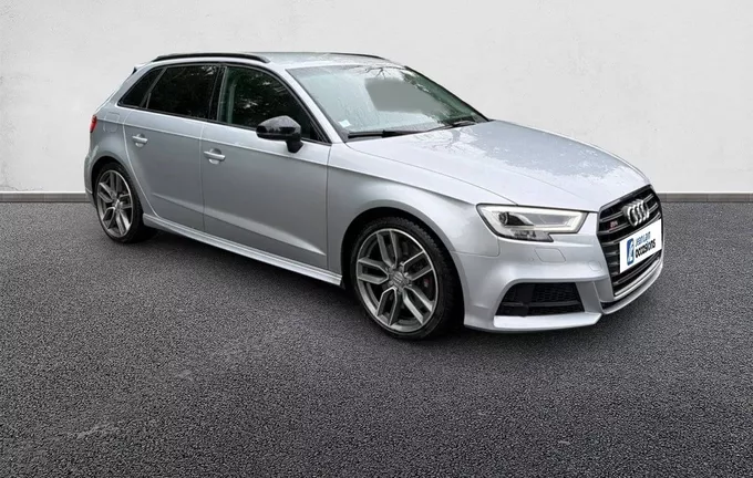 AUDI S3 Sportback 2.0 TFSI 310 S tronic 7 Quattro extérieur trois quart avant droit 560503