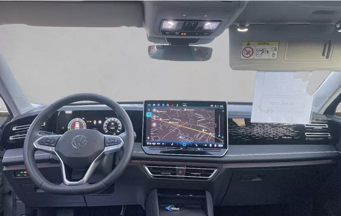 VOLKSWAGEN TIGUAN 1.5 eHybrid 272ch DSG6 Elegance extérieur trois quart avant droit 560151