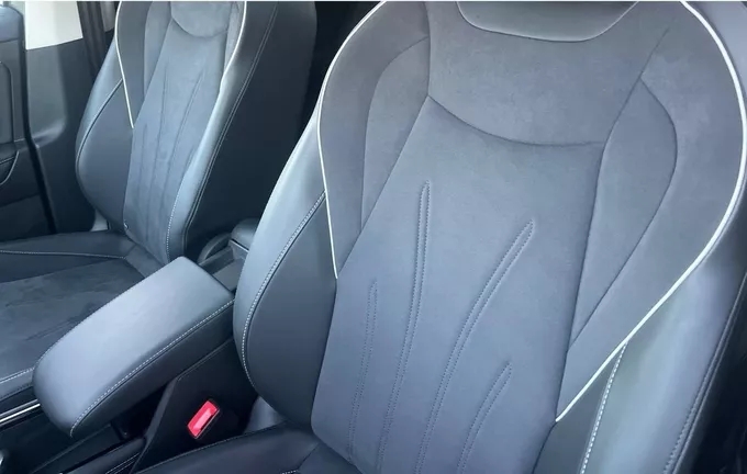 VOLKSWAGEN TIGUAN 1.5 eHybrid 272ch DSG6 Elegance extérieur trois quart arrière droit 560151