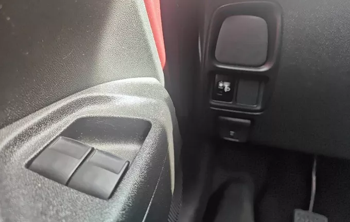 PEUGEOT 108 VTi 72ch BVM5 Active photo 17 213138
