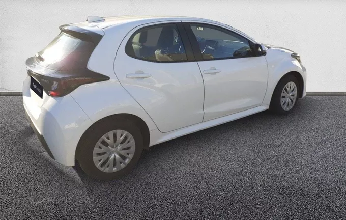 TOYOTA YARIS Hybride 116h Dynamic extérieur trois quart arrière droit 1102615