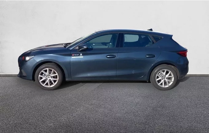 SEAT LEON 1.5 eTSI Hybrid 150 DSG7 Style extérieur trois quart arrière gauche 0208