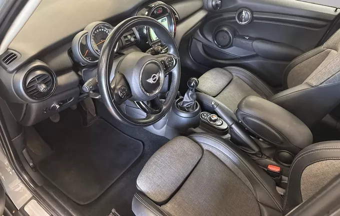 MINI HATCH 5 Portes One D 95 ch Edition Blackfriars photo 11 213388