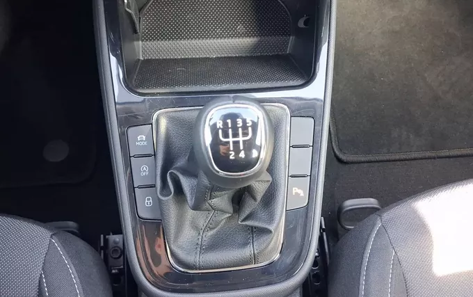 SKODA FABIA 1.0 TSI 95 ch EVO 2 BVM5 Selection photo 13 2131905