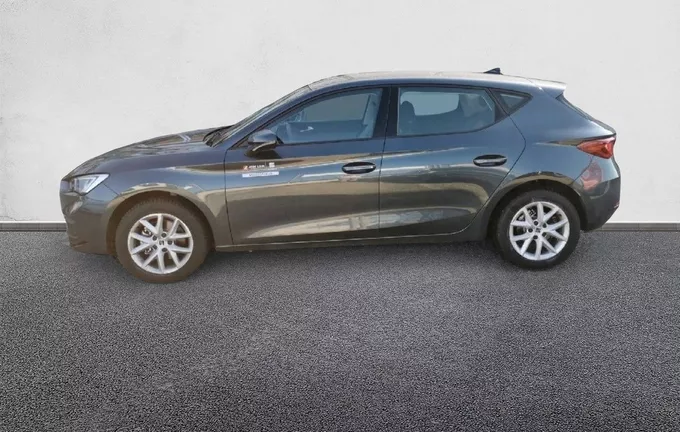 SEAT LEON 1.5 eTSI Hybrid 115 DSG7 Style extérieur côté gauche 0421