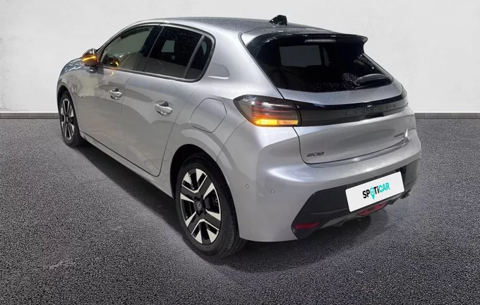 PEUGEOT 208 Hybrid 100 e-DCS6 Allure extérieur trois quart arrière gauche 944065