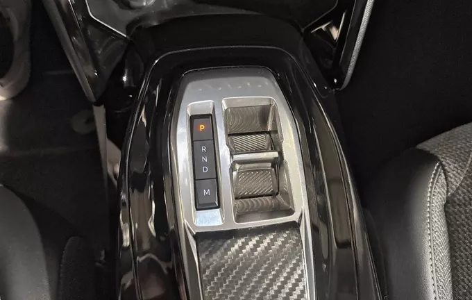 PEUGEOT 208 Hybrid 100 e-DCS6 Allure photo 14 944065