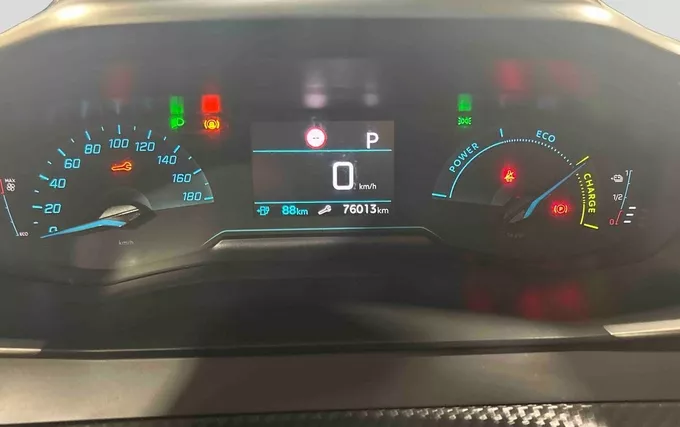 PEUGEOT 208 Electrique 50 kWh 136ch Allure photo 15 2132136