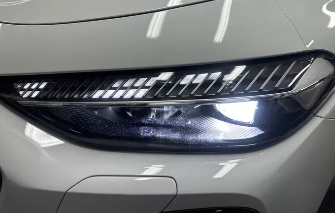 AUDI A5 Avant TDI Hybride 204 ch S tronic 7 S line photo 20 2129060