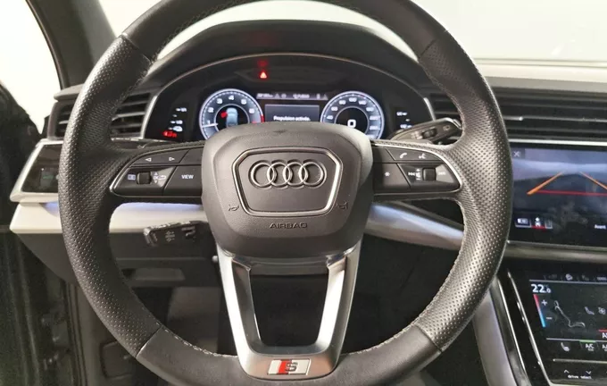 AUDI Q7 60 TFSI e 462 Tiptronic 8 Quattro Competition photo 12 2119157