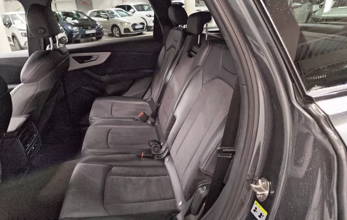 AUDI Q7 60 TFSI e 462 Tiptronic 8 Quattro Competition photo 17 2119157