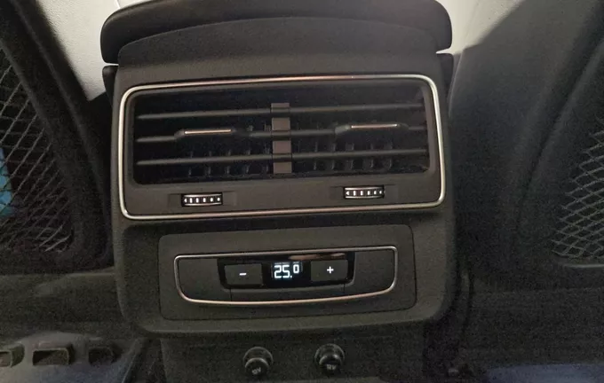 AUDI Q7 60 TFSI e 462 Tiptronic 8 Quattro Competition photo 20 2119157