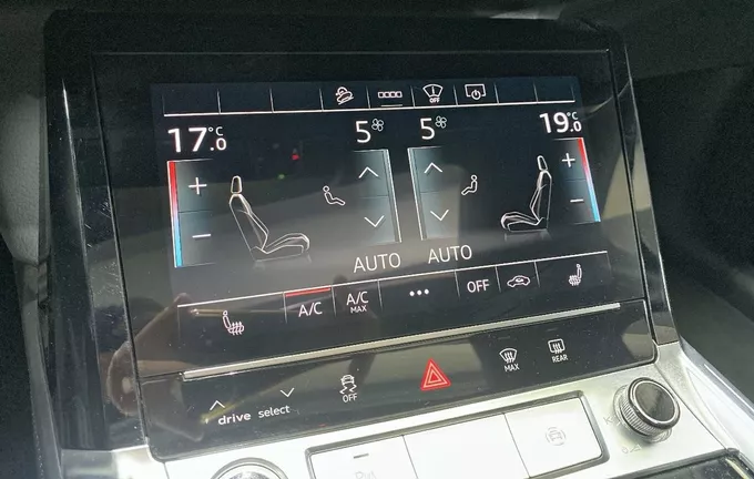 AUDI E-TRON 55 quattro 408 ch Avus Extended photo 14 2129381