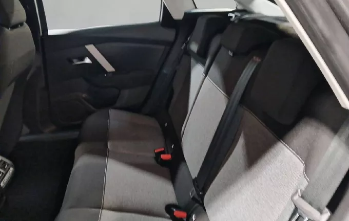 CITROEN C4 PureTech 130 S&S EAT8 Feel photo 12 