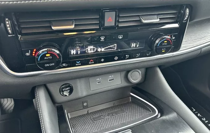 NISSAN X-TRAIL e-POWER 213 ch e-4ORCE 5 Places Tekna photo 14 2125179