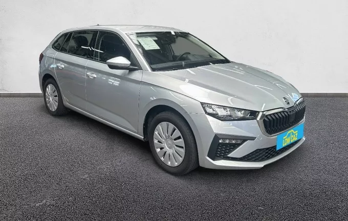SKODA SCALA 1.0 TSI Evo 2 95 ch BVM5 Active extérieur trois quart avant droit 213219