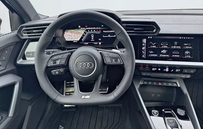 AUDI A3 Sportback TFSI Mild Hybrid 150 S tronic 7 S line photo 12 5016