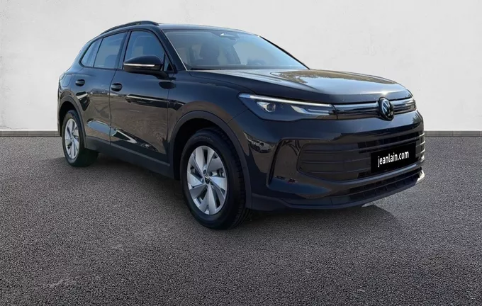VOLKSWAGEN TIGUAN 1.5 eTSI 131ch DSG7 extérieur trois quart avant droit 1981