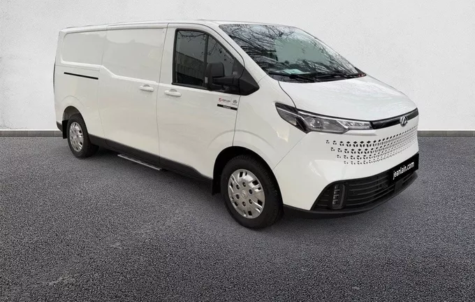MAXUS DELIVER7 FOURGON L2H1 2.0D 150 CH extérieur trois quart avant droit 6802012