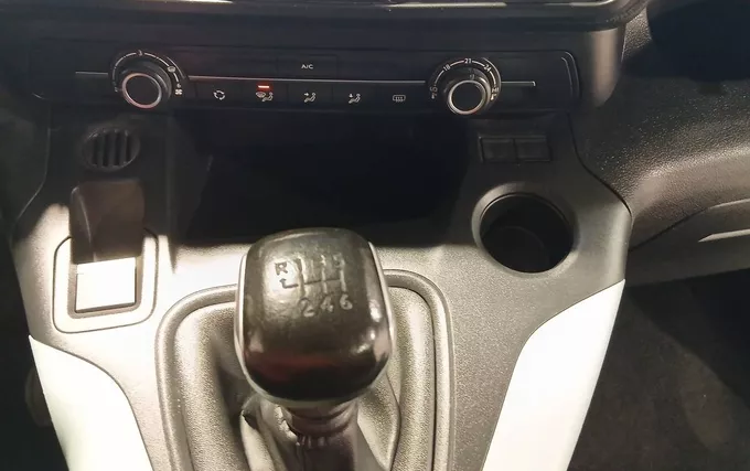 CITROEN BERLINGO Taille XL PureTech 110 S&S BVM6 Feel photo 13 946678
