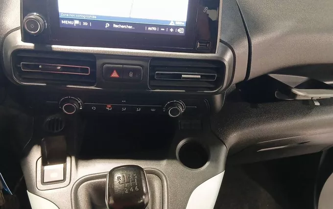 CITROEN BERLINGO Taille XL PureTech 110 S&S BVM6 Feel photo 14 946678