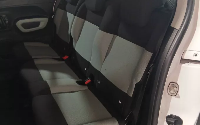 CITROEN BERLINGO Taille XL PureTech 110 S&S BVM6 Feel photo 17 946678
