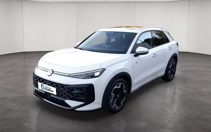 VOLKSWAGEN T-ROC 1.5 eTSI Hybrid 150 ch DSG7 R-Line extérieur trois quart avant gauche 2133157