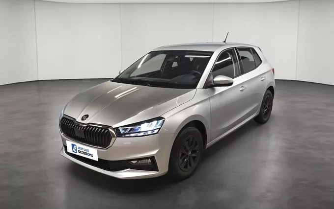 SKODA FABIA 1.0 TSI 95 ch EVO 2 BVM5 Selection extérieur trois quart avant gauche 2131673