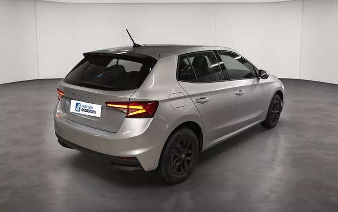 SKODA FABIA 1.0 TSI 95 ch EVO 2 BVM5 Selection extérieur trois quart arrière droit 2131673