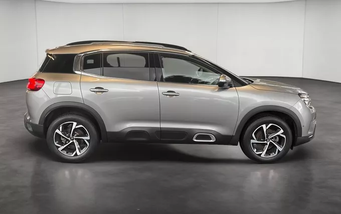 CITROEN C5 AIRCROSS PureTech 130 S&S BVM6 Feel extérieur côté droit 946790