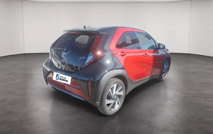 TOYOTA AYGO X 1.0 VVT-i 72 S-CVT Collection extérieur trois quart arrière droit 1103922